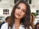 Emily Ratajkowski kritisiert Facebook für das Verbot von Präsident Donald Trump
